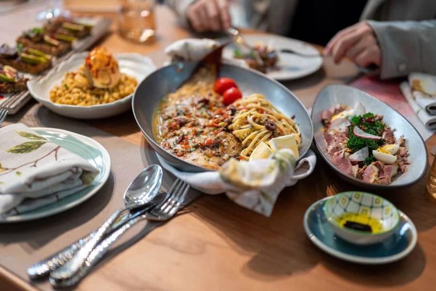 免籤紅利加持，優惠套餐給力，“上海環球美食匯”點燃歐陸餐飲消費熱潮