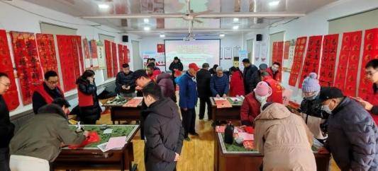 墨香傳福暖人心 幸福共建譜新篇——山東省地礦局二四八大隊舉辦“送萬福進萬家”書法公益活動