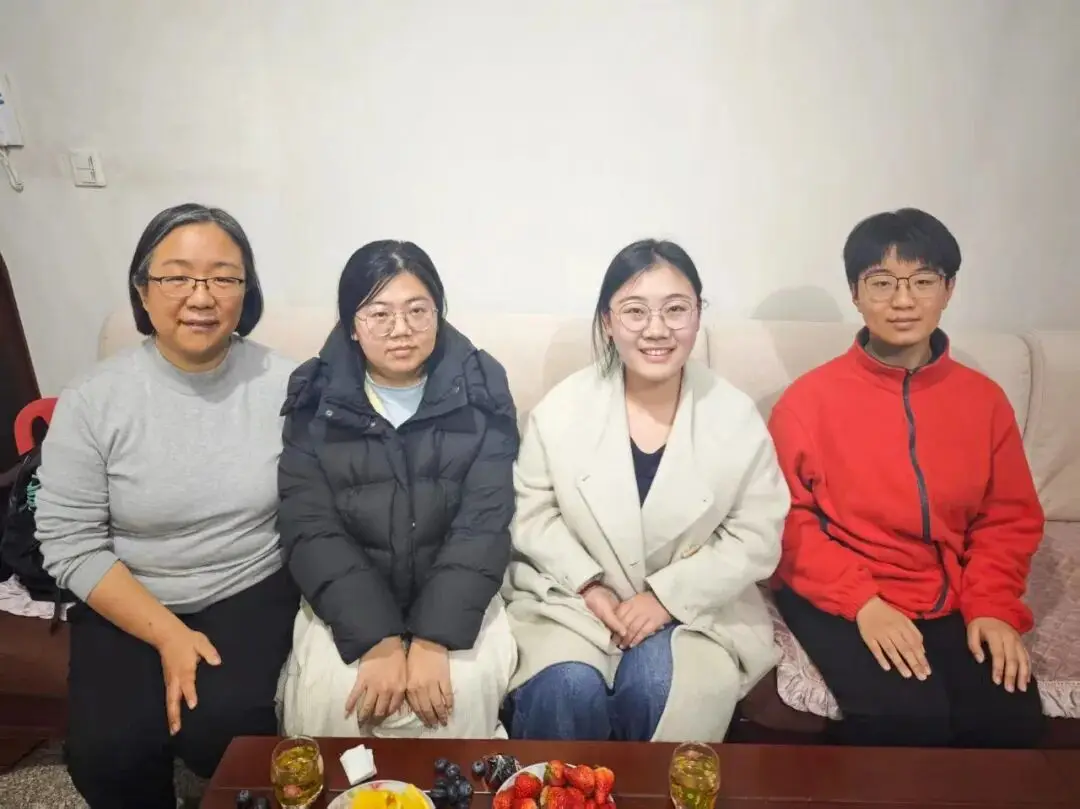 以溫情守護成長，石家莊精英中學開展家訪活動