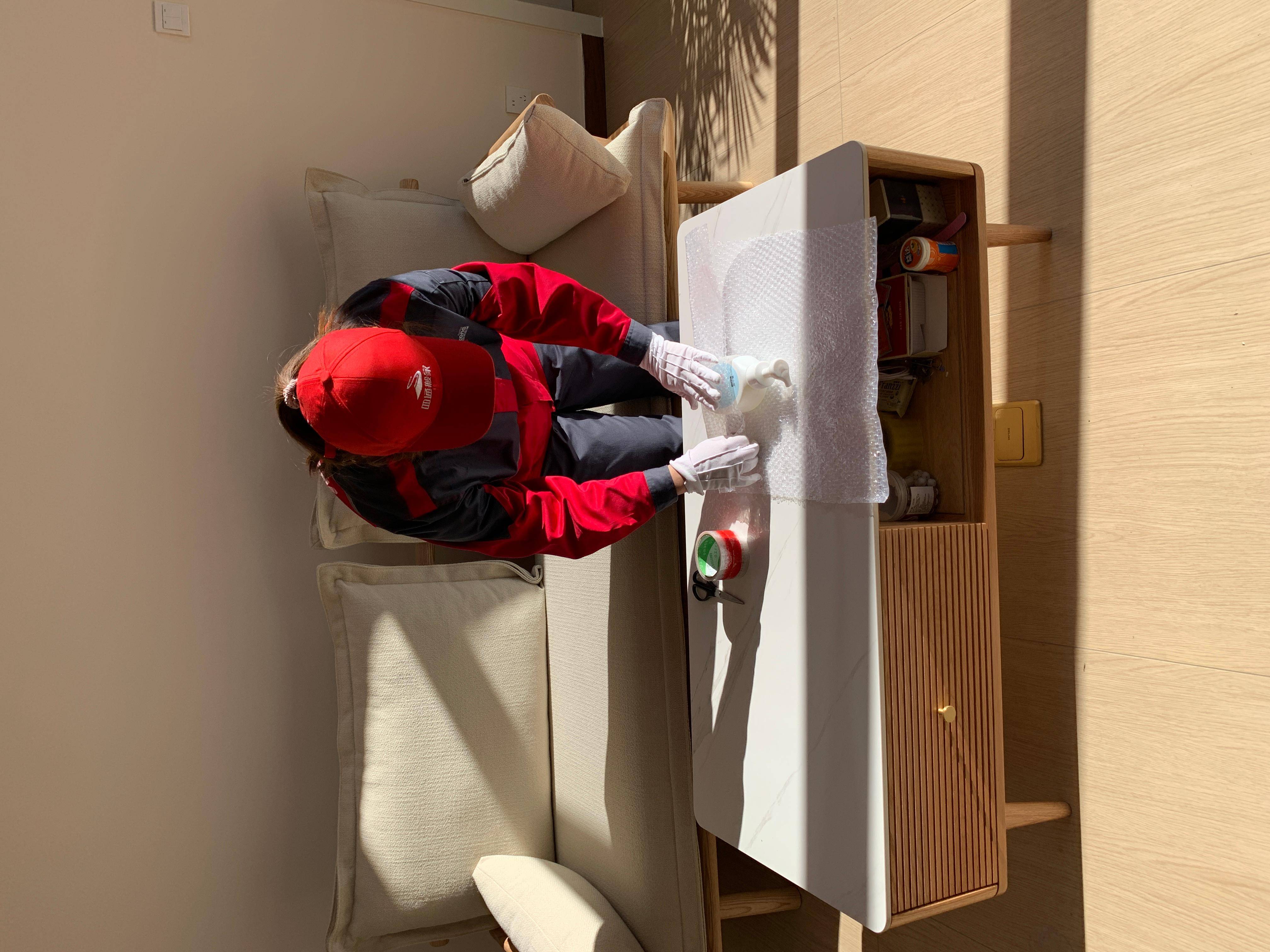 靠譜的四通搬家服務推薦，企業搬遷/長途搬家/廠房搬家一站式解決，專業團隊全程護航