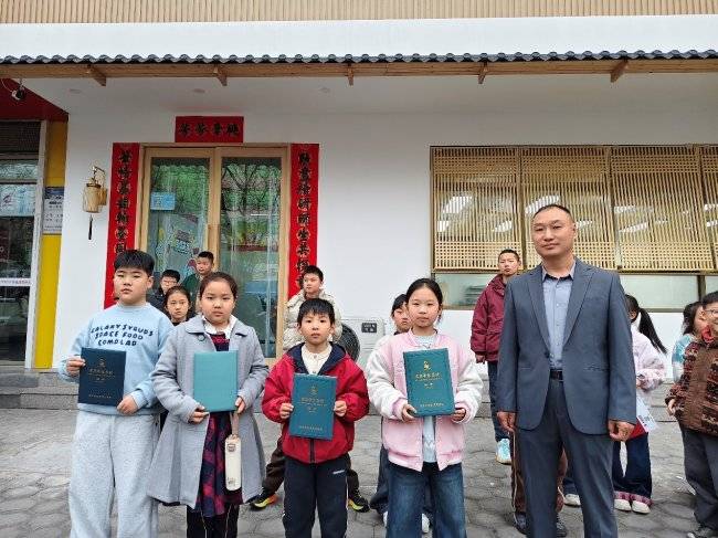 墨韻傳薪，書潤校園——新鄉市翰文蘭亭書法教育培訓學校書法大賽、考級頒獎儀式圓滿落幕