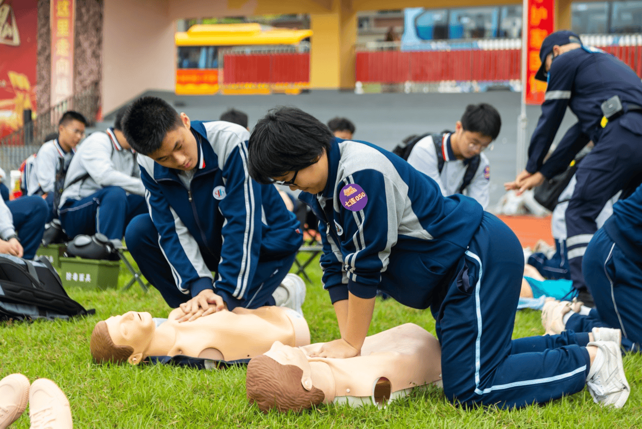 全市開展，超萬名學生參加！佛山“春假”國防教育活動啟動